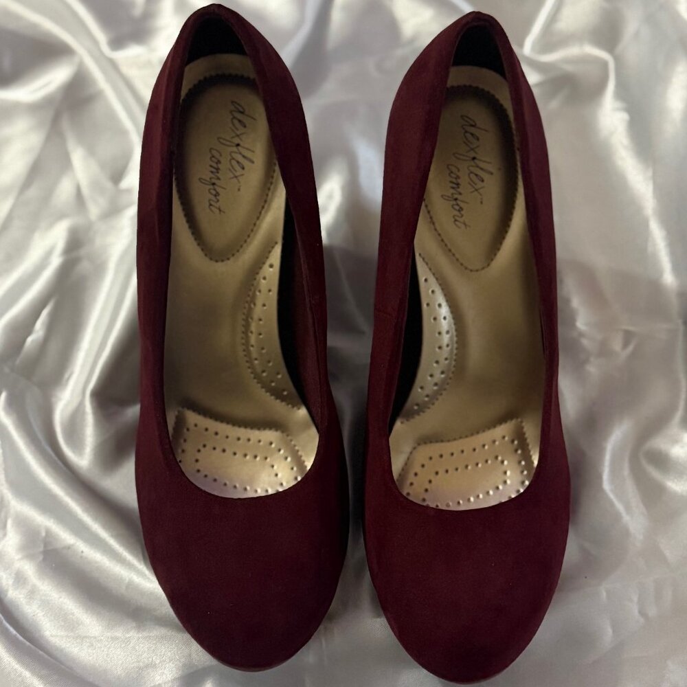 DexFlex Comfort Woman’s Wedge Shoes Size 9-1/2